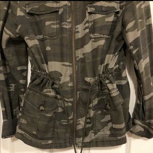 EXPRESS Camo Silky Soft Twill Military Jacket SM
